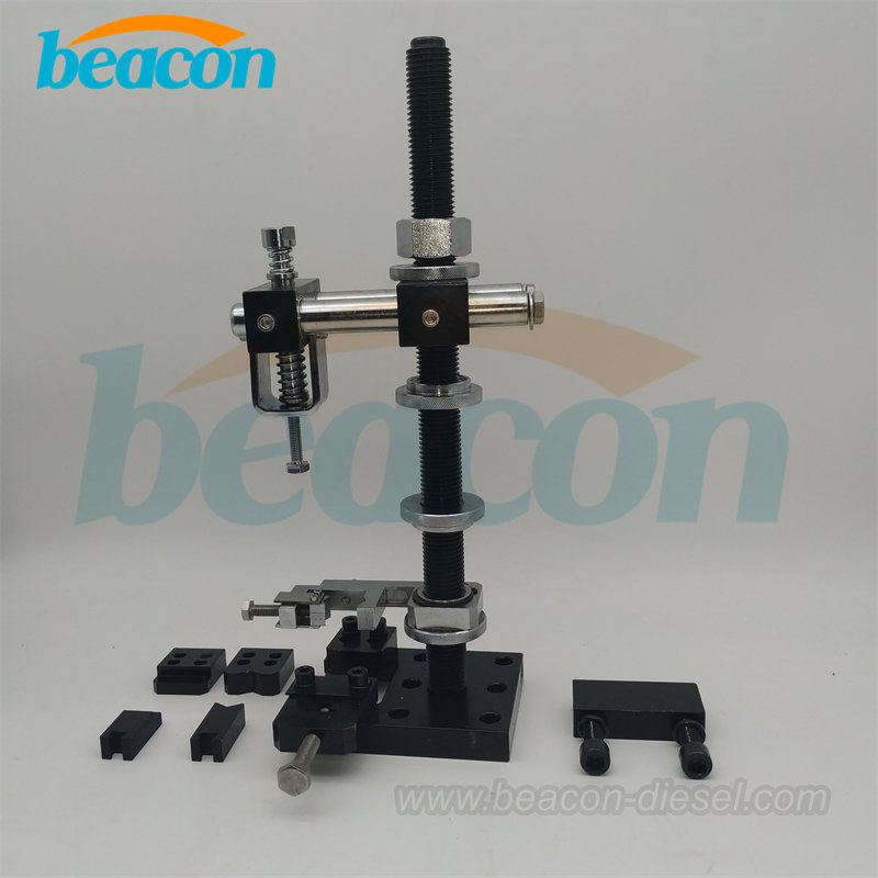 G1-1 Универсальный набор инструментов для снятия и установки форсунок Common Rail с адаптерами.