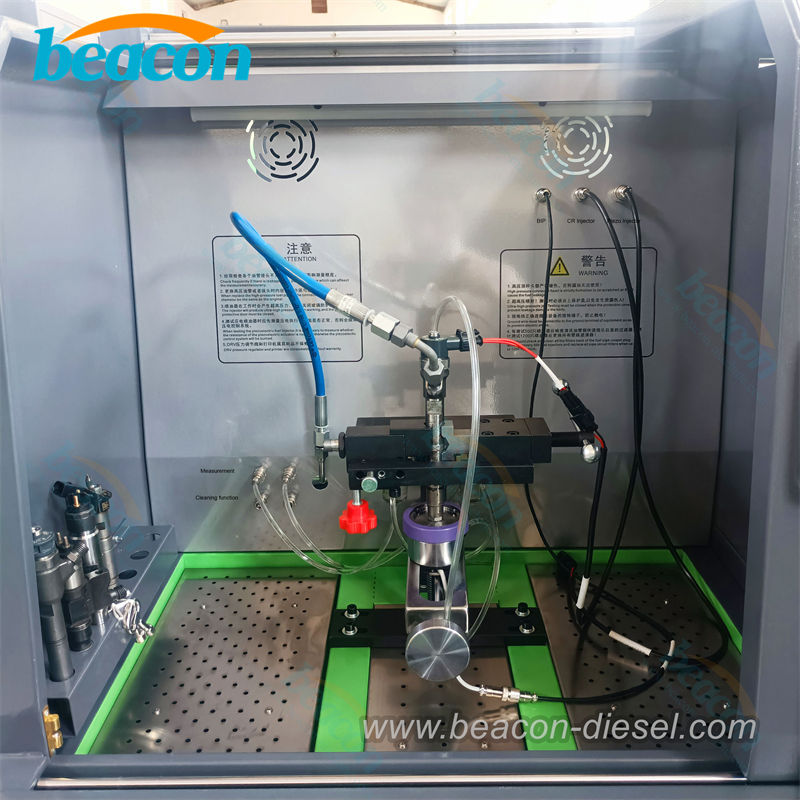 Рабочая зона испытательного стенда CR319 для форсунок Common Rail