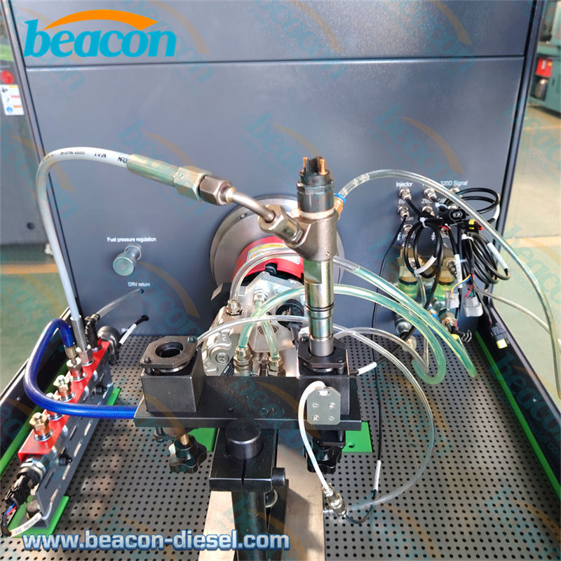 Крупный план крепления форсунки на стенде CR1026