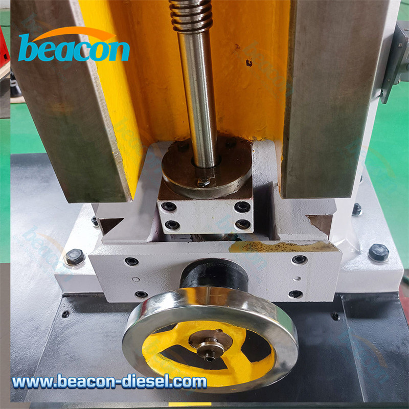 Деталь шпинделя и колонны станка T8370A