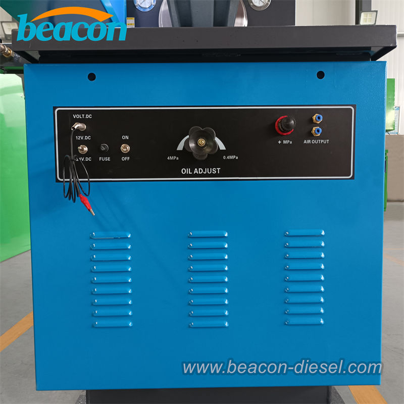 Вид сбоку на испытательный стенд дизельных насосов зеленого цвета