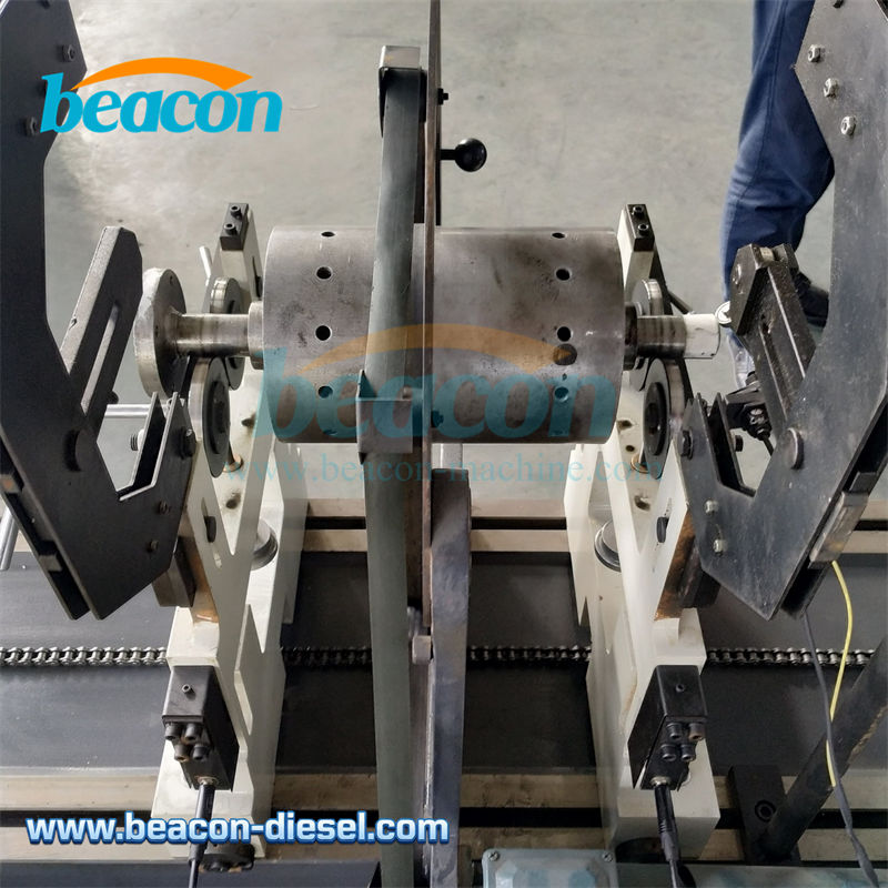 Крупный план ременной передачи и пьезоэлектрических датчиков