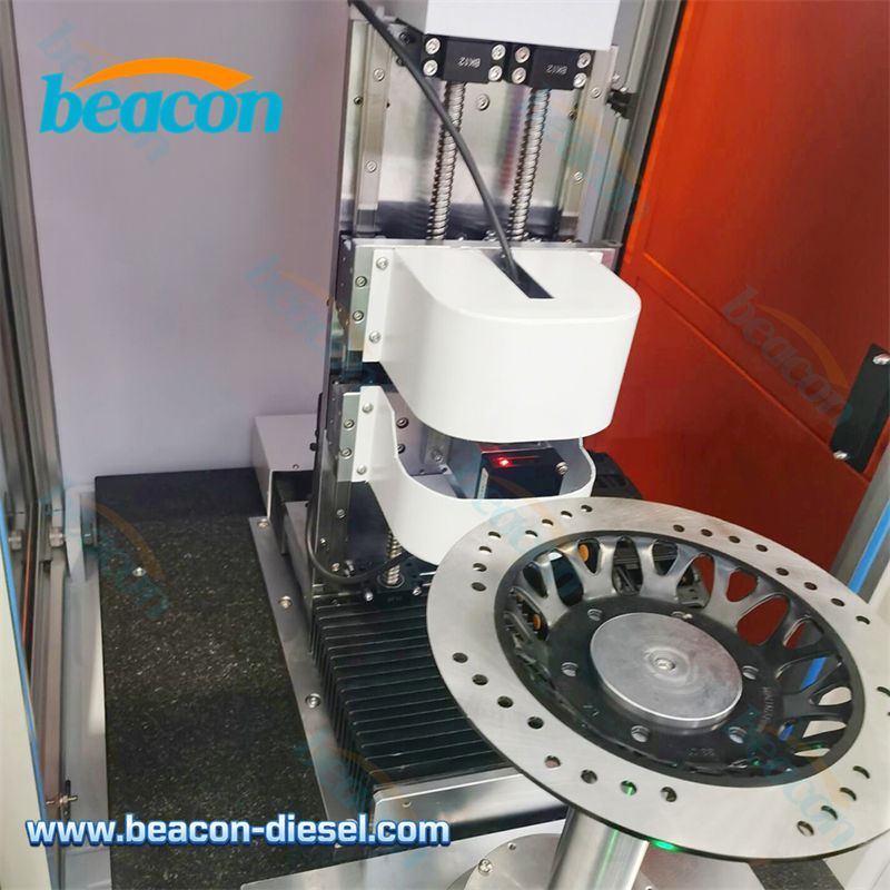 Крупный план аэростатического шпинделя и лазерных датчиков